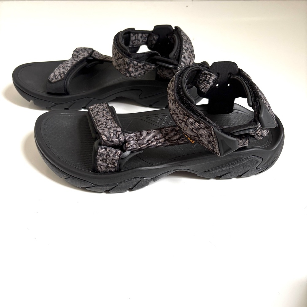 Teva | NWOT Men’s Terra Fi 5 Universal Magma Black and Gray Sandal Size 10 - Picture 4 of 7